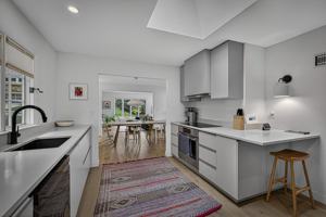 featured image of 1624 W 50th St