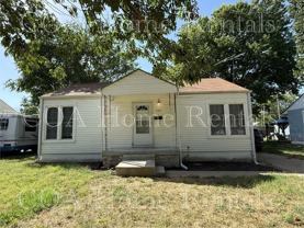 2255 S Victoria St - Photo 1 of 1