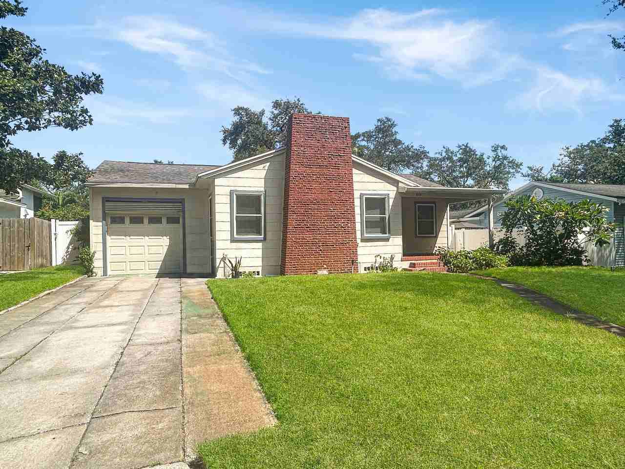 845 37th Ave N - Photo 2 of 41