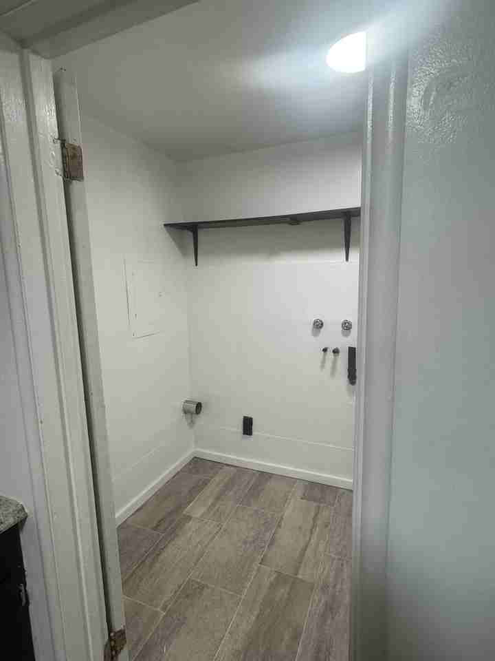 521 S 1st St - Photo 5 of 10