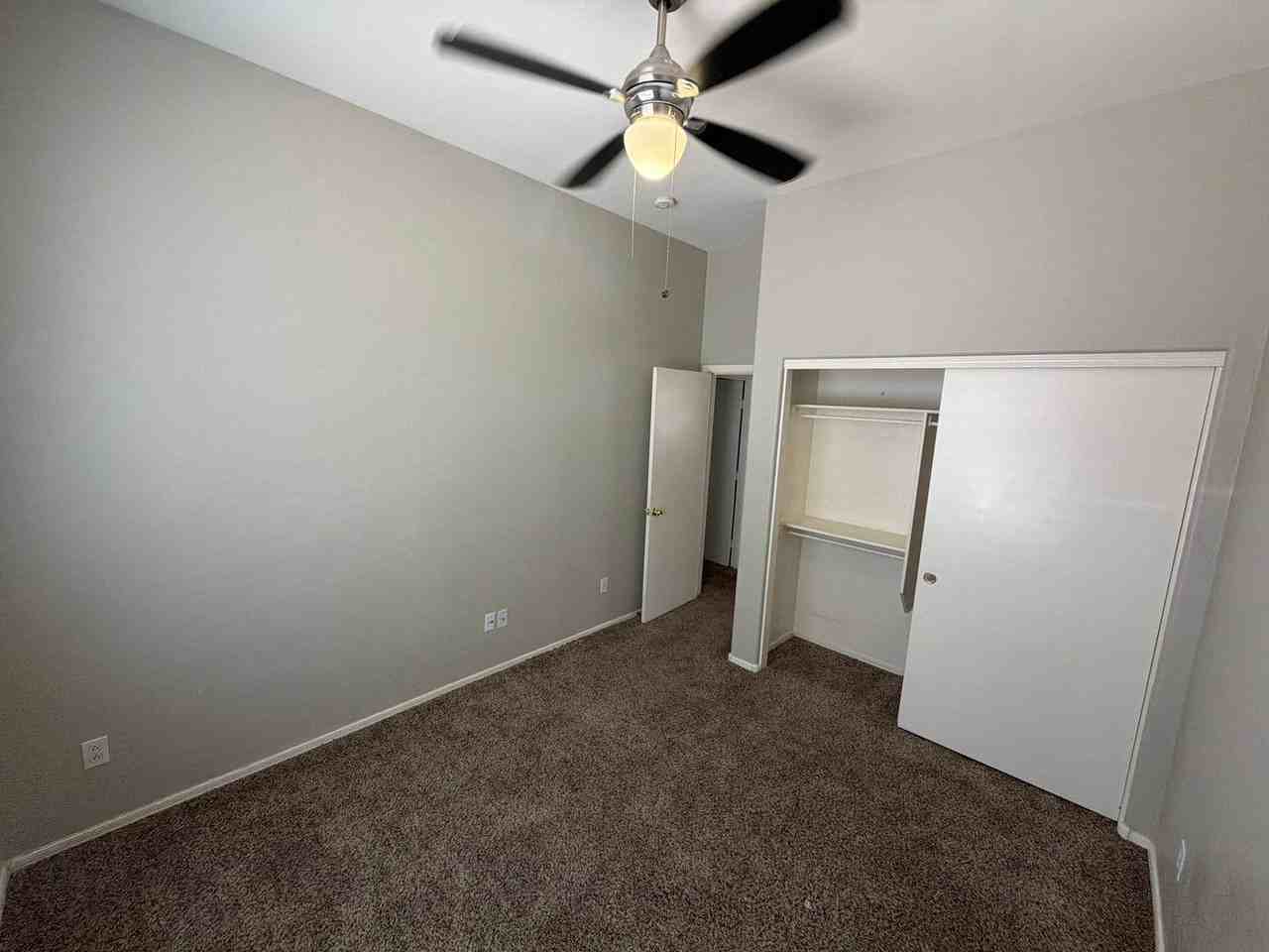 990 E Sheffield Ave - Photo 7 of 16