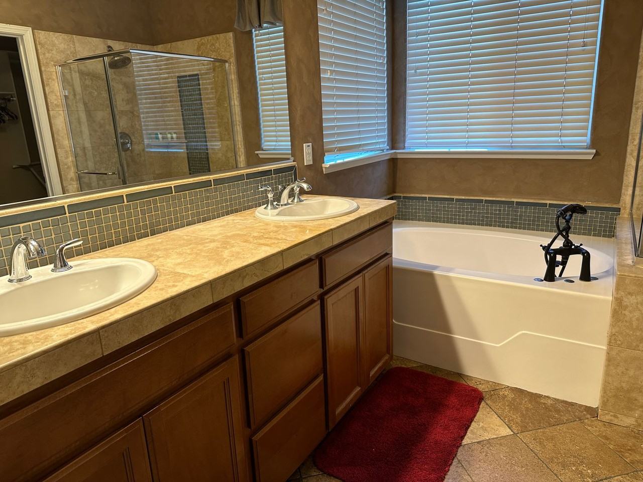 2691 Hutchings Dr - Photo 6 of 9
