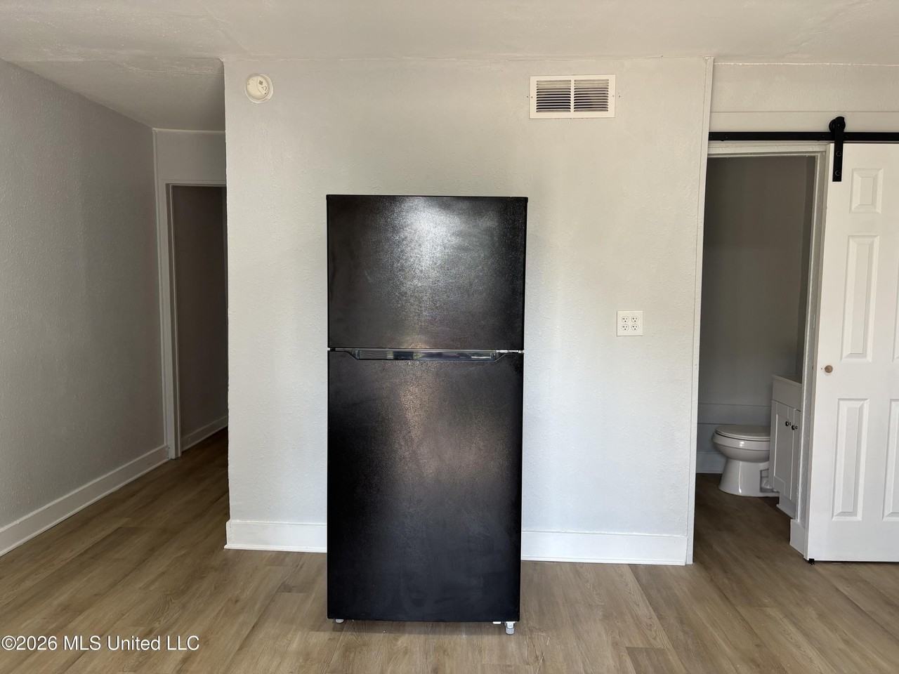 511 32nd St Lot 2 - Photo 2 of 12