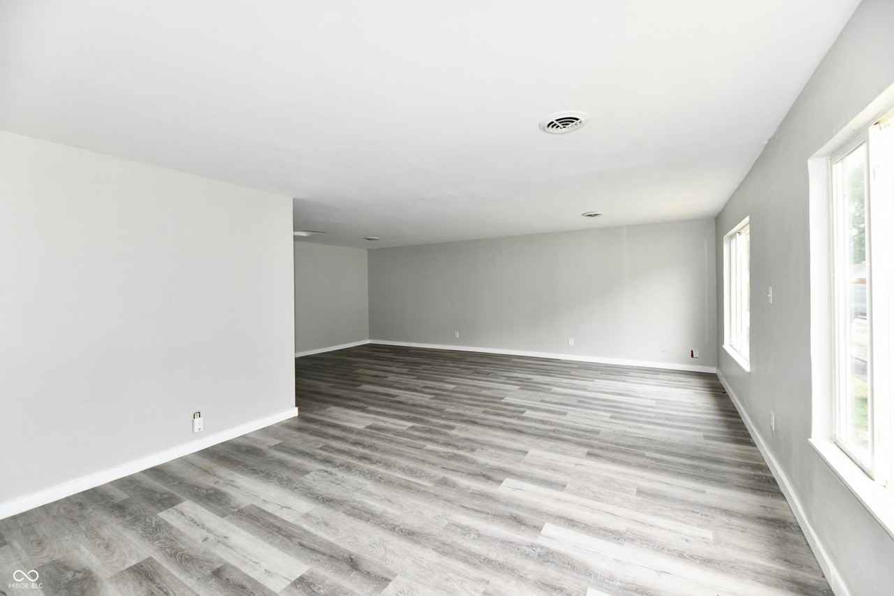 3550 Eisenhower Dr - Photo 7 of 50