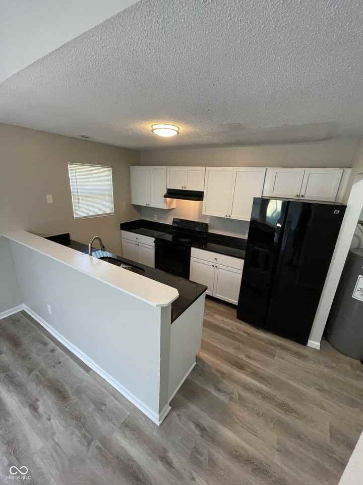 2717 N Rural St - Photo 7 of 19