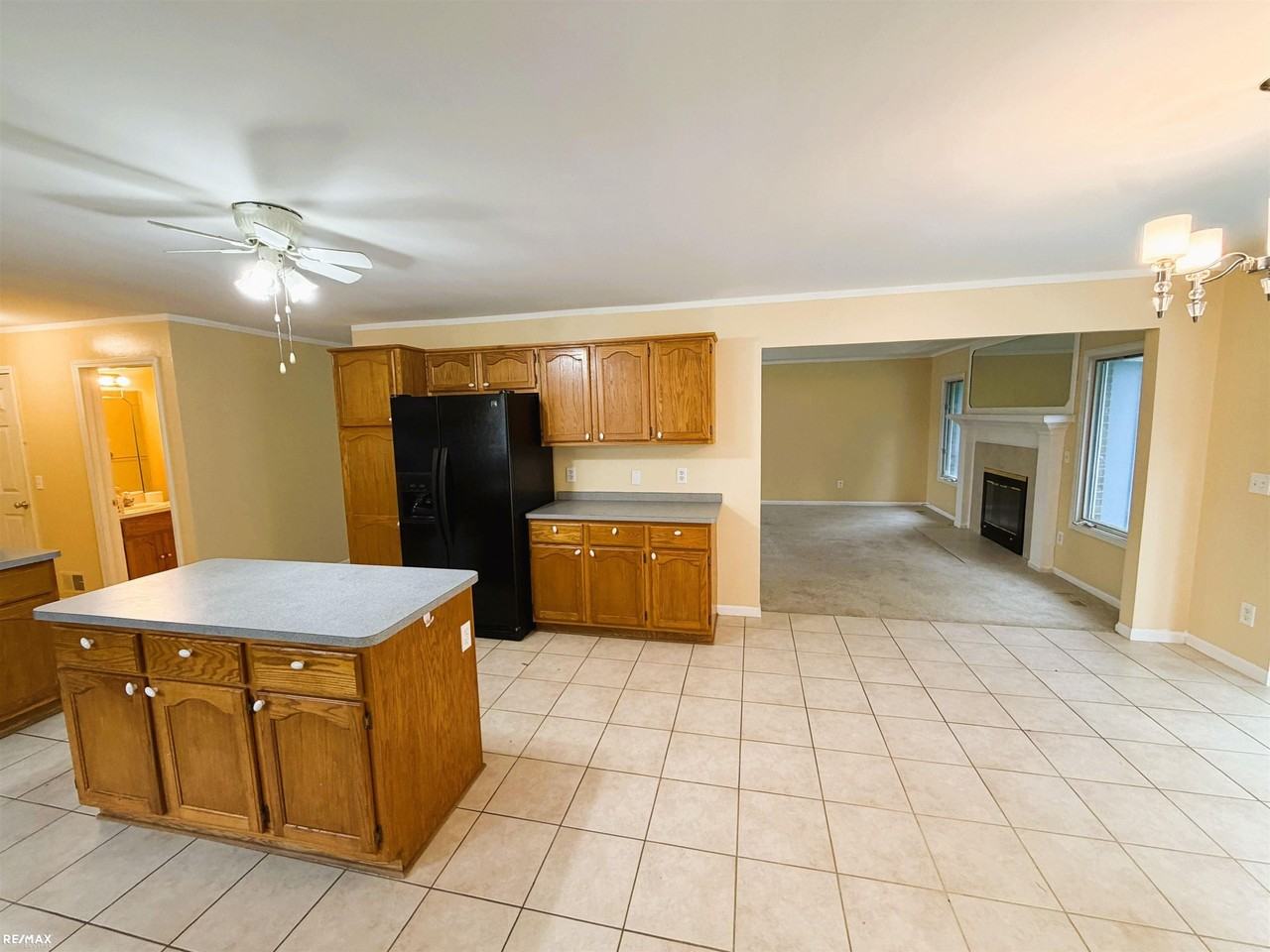 51971 Emil Dr - Photo 4 of 26