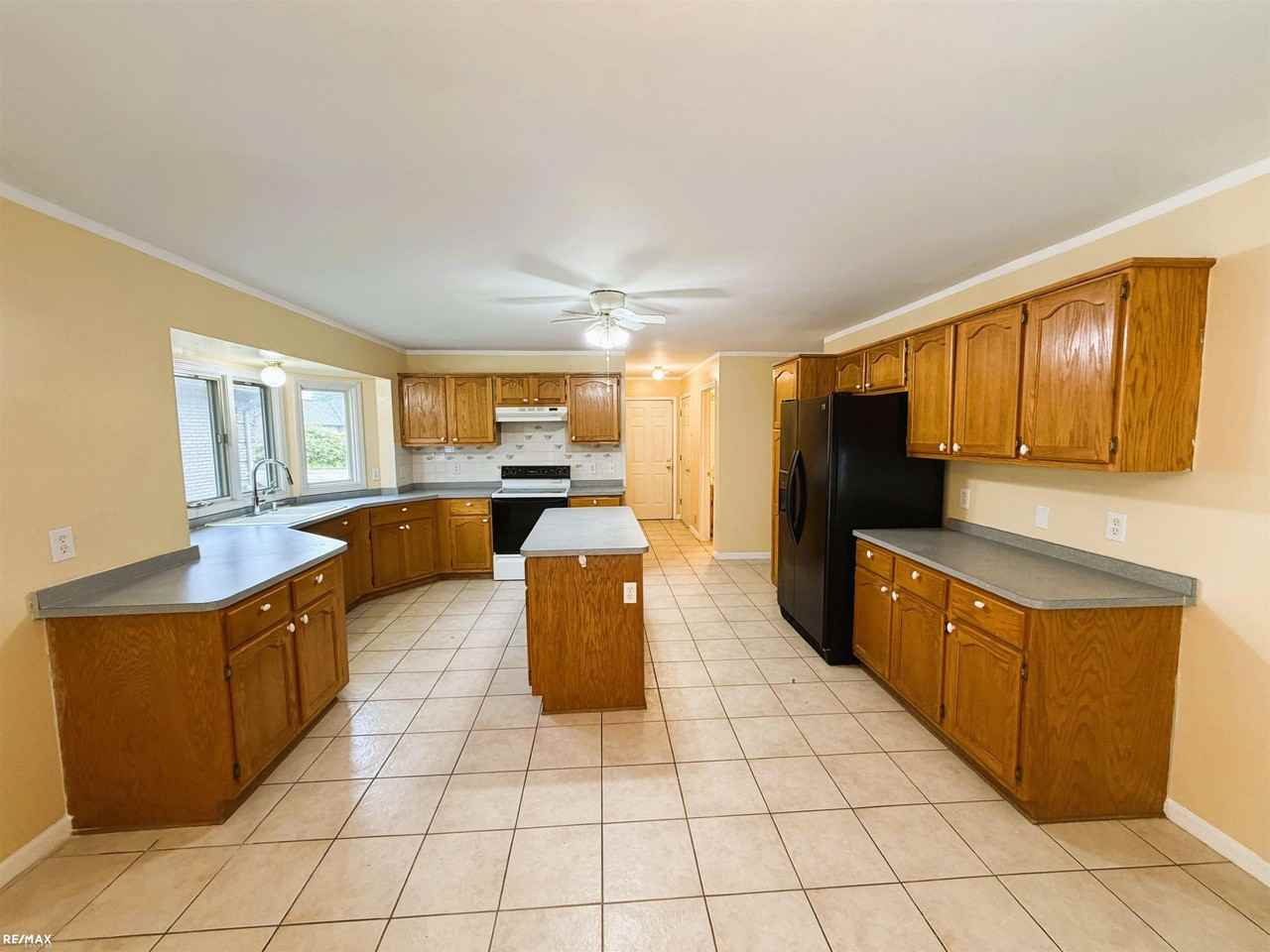 51971 Emil Dr - Photo 6 of 26