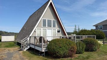 featured image of 2095 Shore Ave