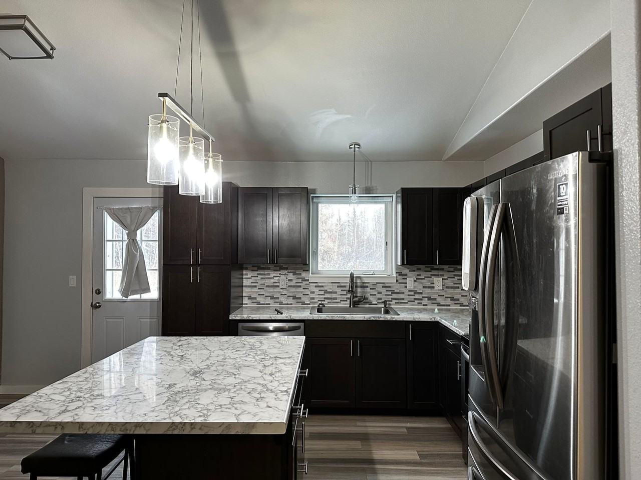 1321 Groundsel Ave - Photo 3 of 13