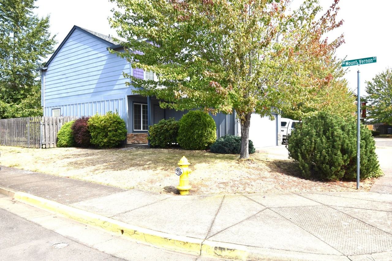 3501 22nd Ct Se - Photo 2 of 20