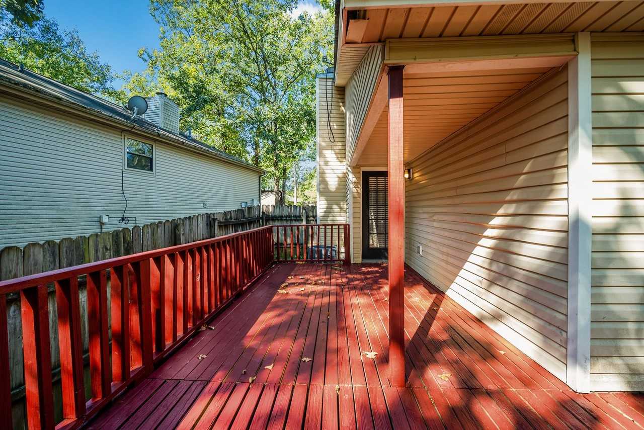24 Oak Ridge Dr - Photo 2 of 37