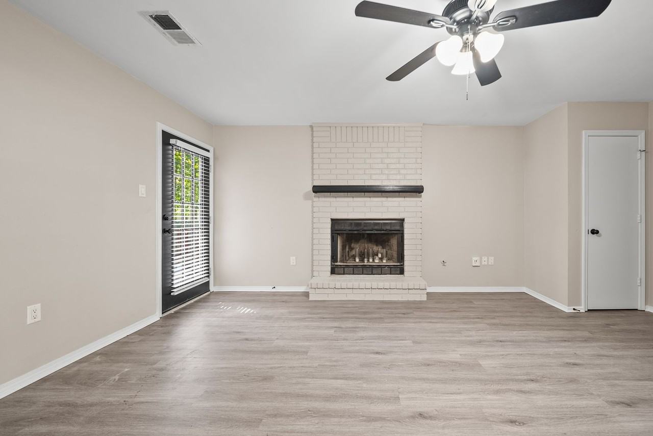 24 Oak Ridge Dr - Photo 6 of 37