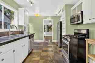 3434 Ne 18th Ave - Photo 1 of 1