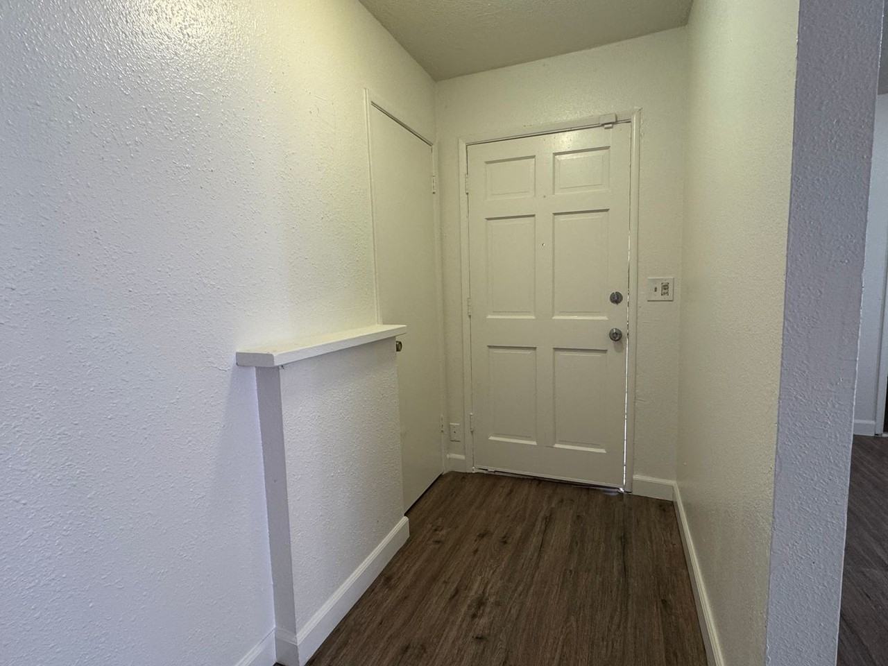 9022 Stacey Ct - Photo 4 of 26