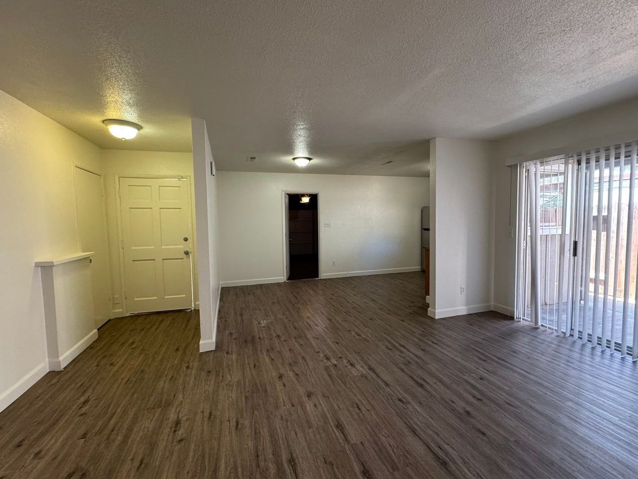 9022 Stacey Ct - Photo 6 of 26