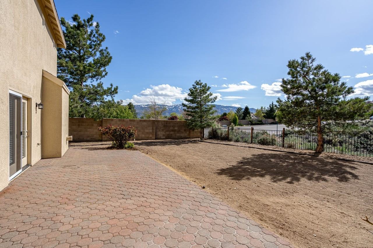 5788 Golden Eagle Dr - Photo 2 of 8