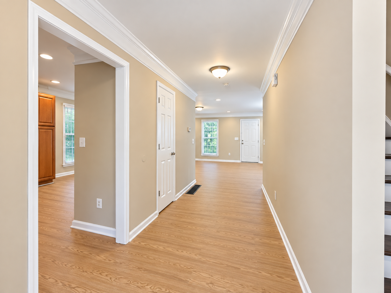 95 Park Ave Se - Photo 4 of 21