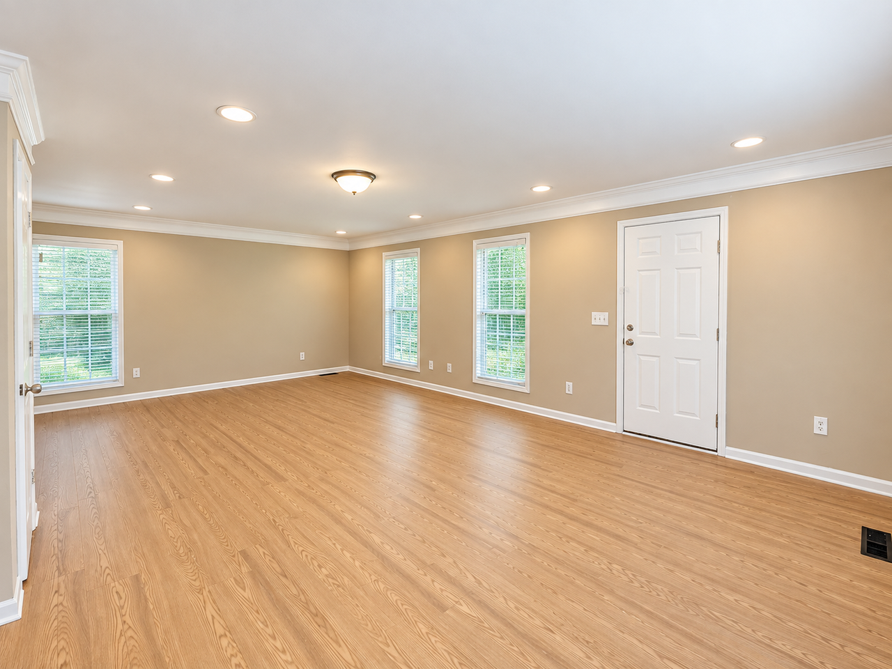 95 Park Ave Se - Photo 5 of 21