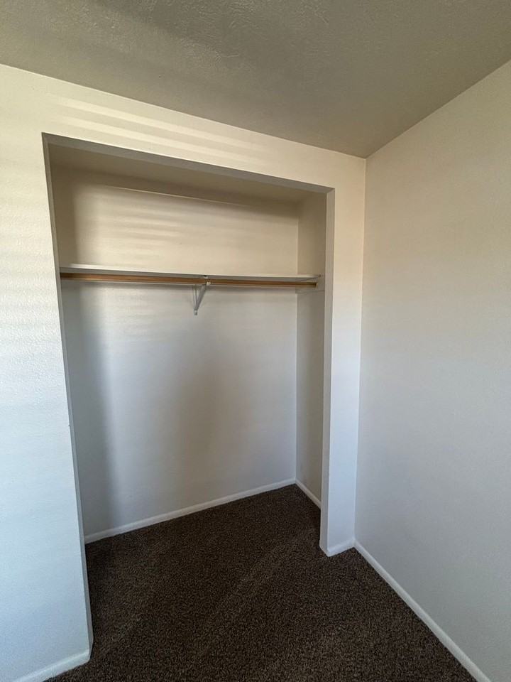 3907 Jason Ave - Photo 6 of 11
