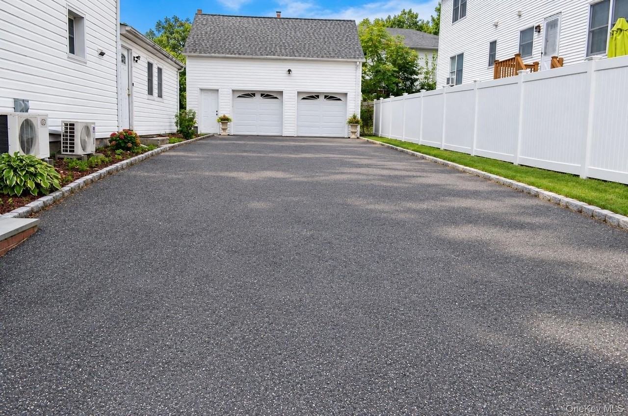 65 S Fulton St #2 - Photo 3 of 16