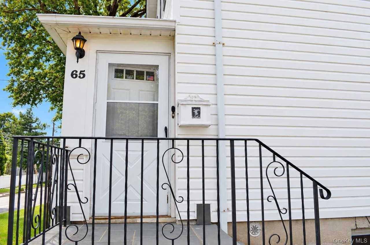 65 S Fulton St #2 - Photo 4 of 16