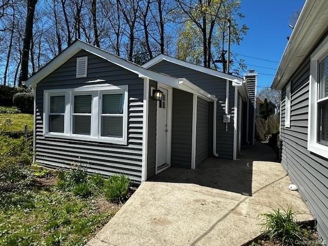21 West Dr - Photo 2 of 14