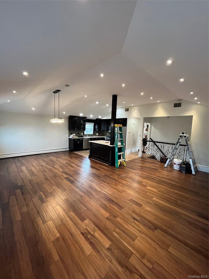 15810 95th St #2 - Photo 5 of 16