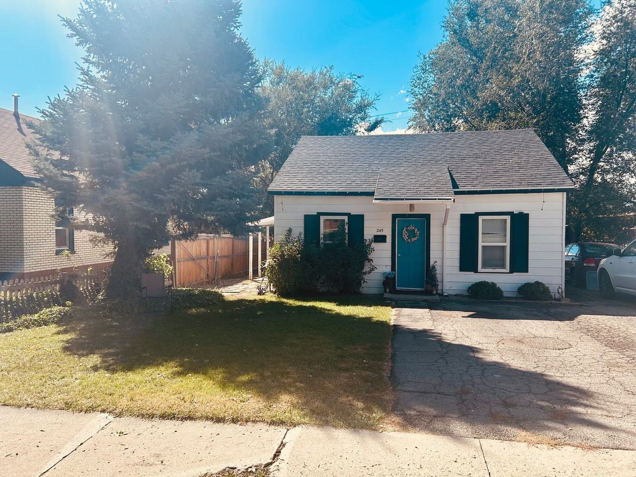 245 N 100 W - Photo 2 of 16