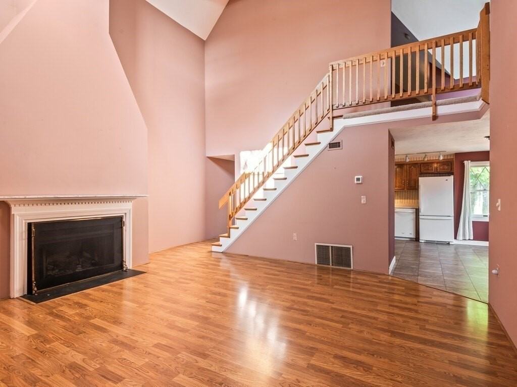 76 Bancroft St #C3 - Photo 5 of 42