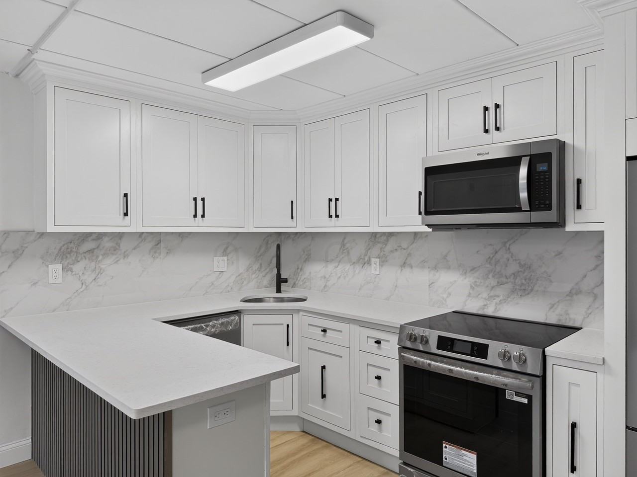 300 Commercial St #23 - Photo 7 of 21