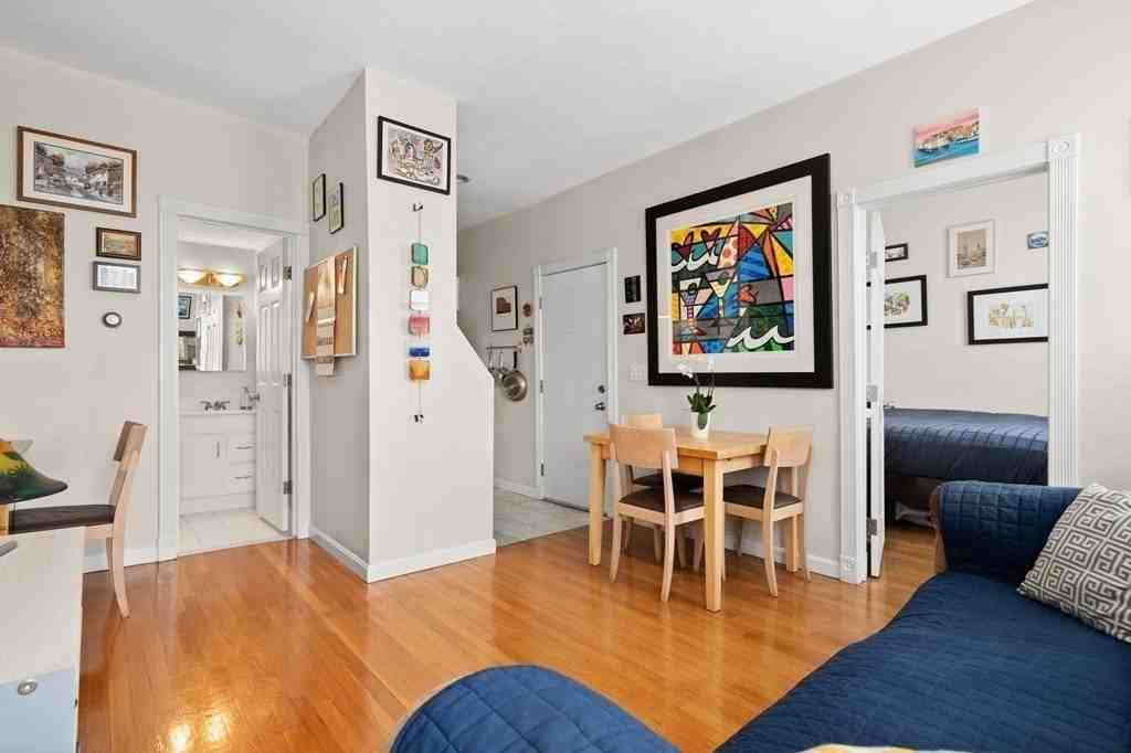 605 Massachusetts Ave #6