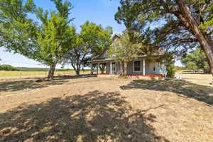 featured image of 146 County Road 4285 #1