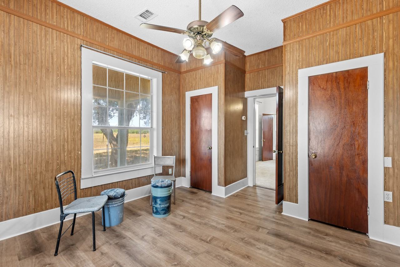 146 County Road 4285 #1 - Photo 5 of 14