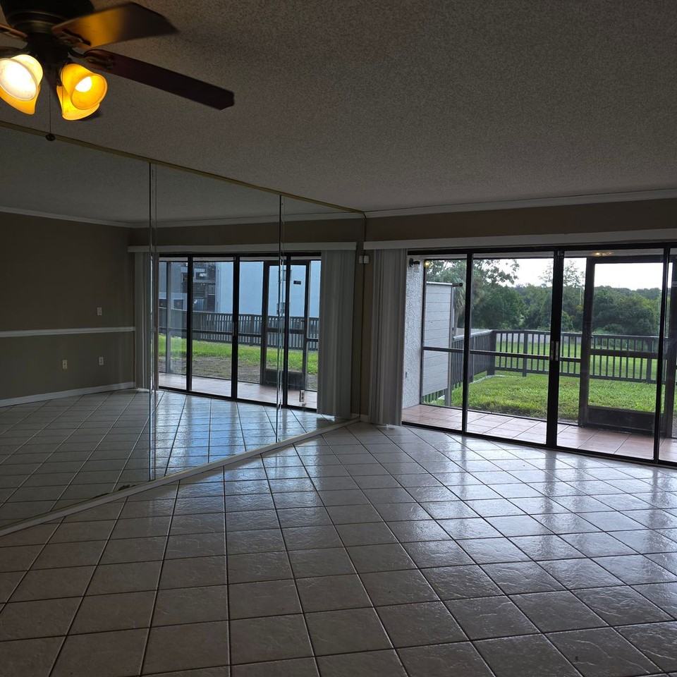 1064 Lotus Pkwy - Photo 6 of 11