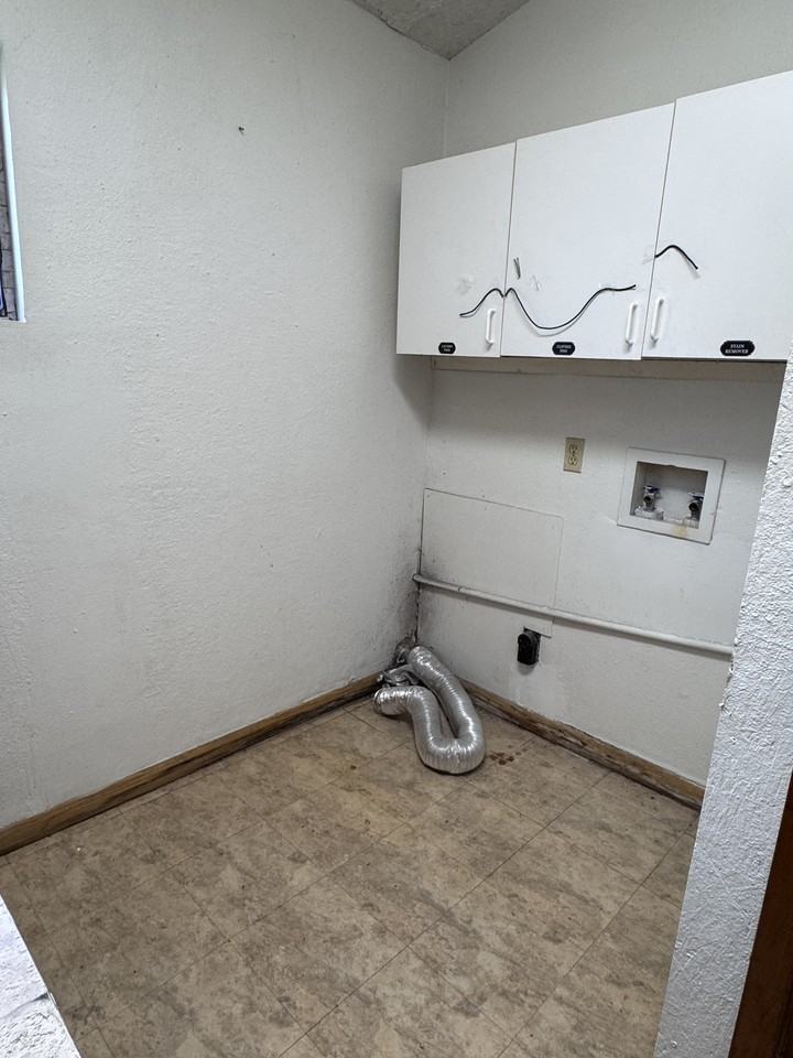 14930 Main St #14 - Photo 6 of 9