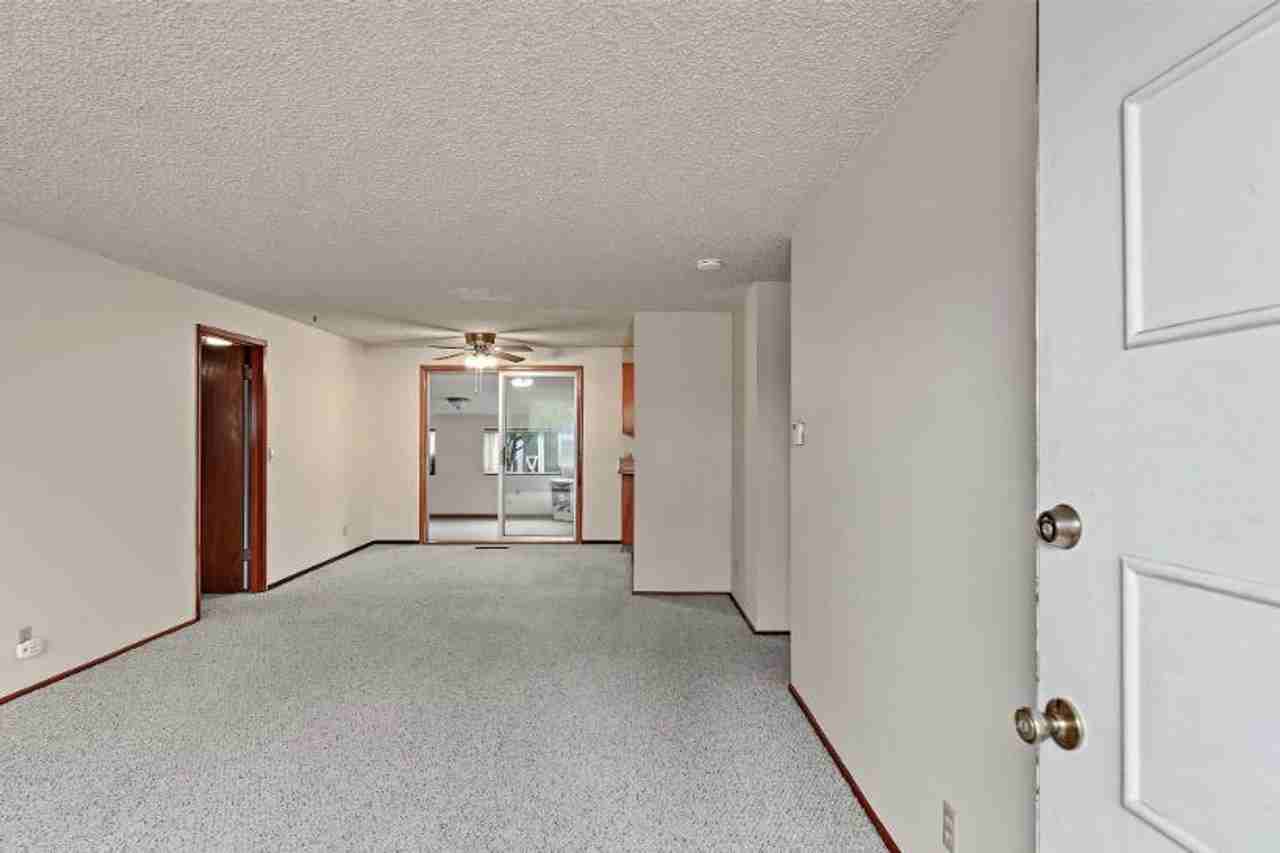 11704 Military Rd Sw - Photo 5 of 41