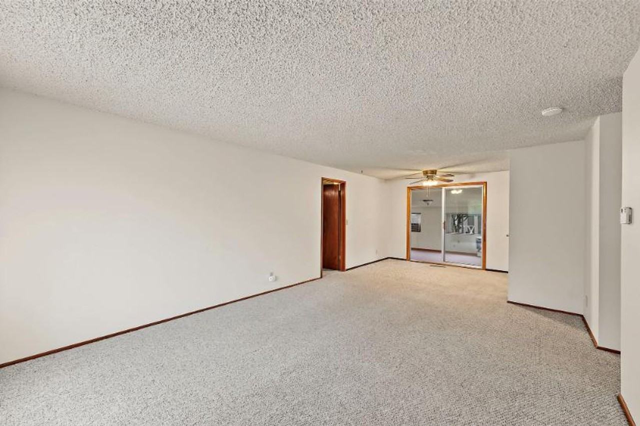 11704 Military Rd Sw - Photo 6 of 41