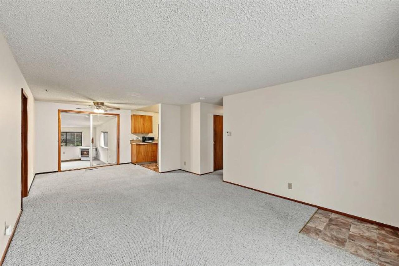 11704 Military Rd Sw - Photo 7 of 41