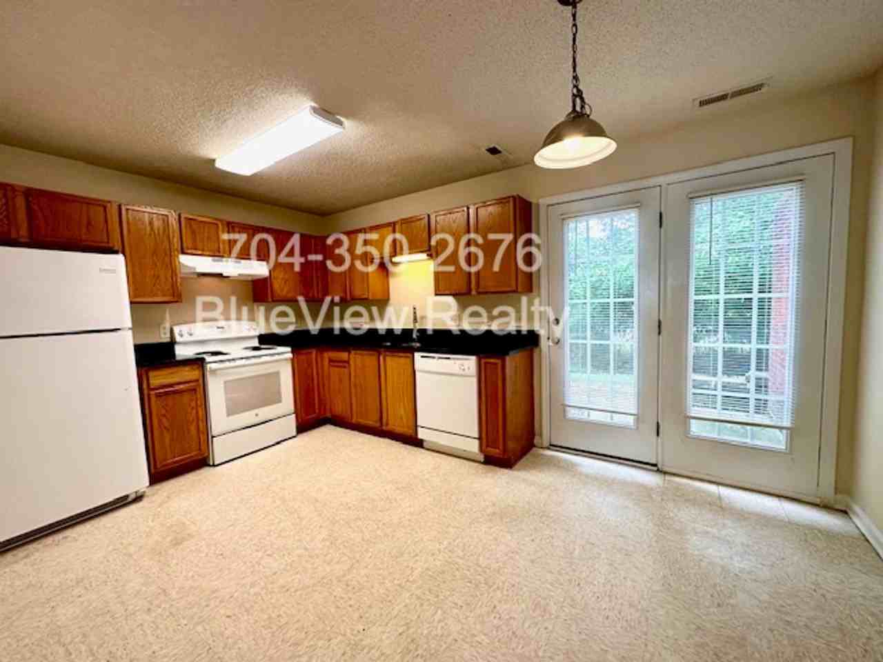 1308 S Hayne St - Photo 2 of 20