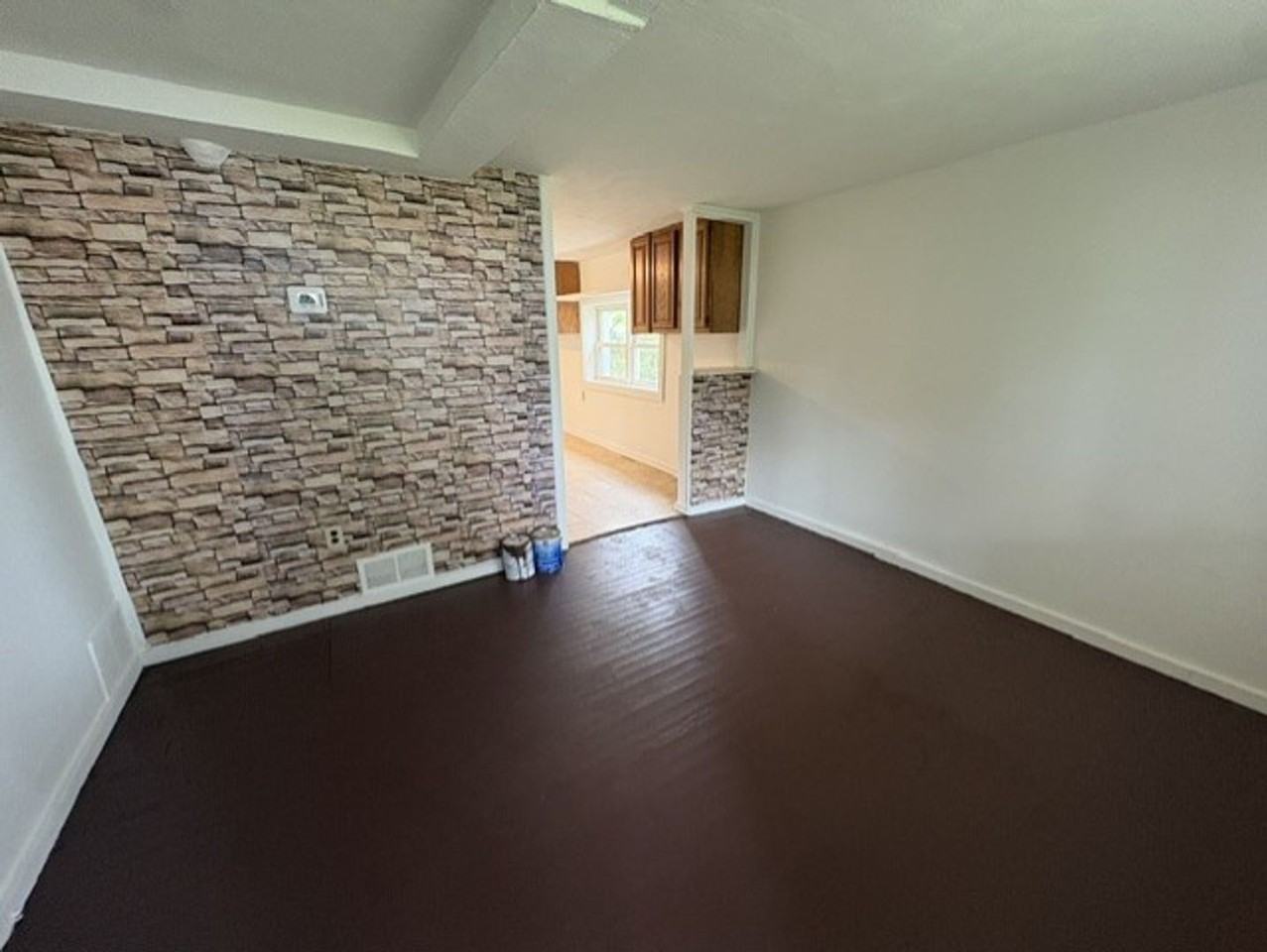 1306 Madison Ave - Photo 2 of 9