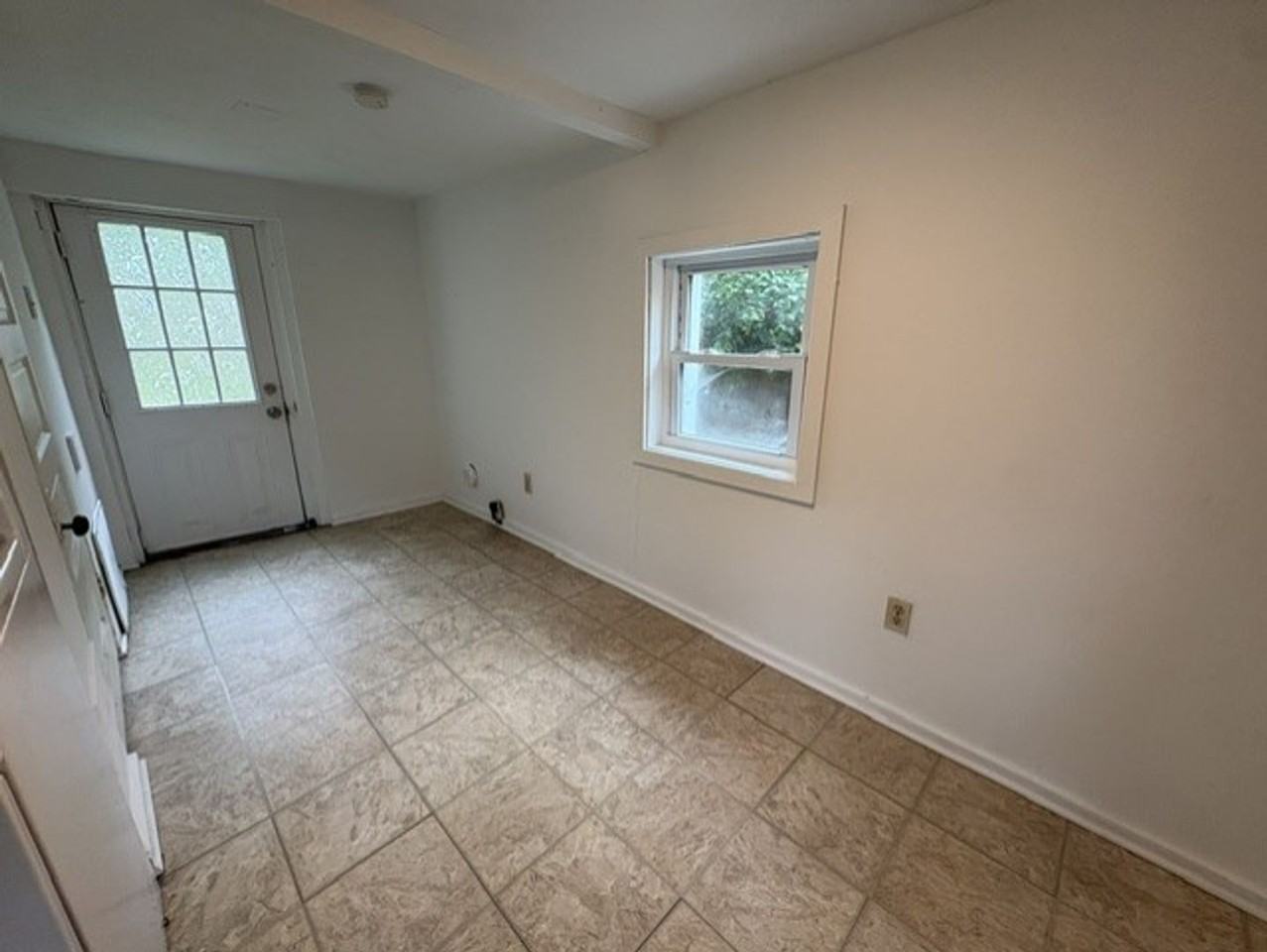 1306 Madison Ave - Photo 5 of 9