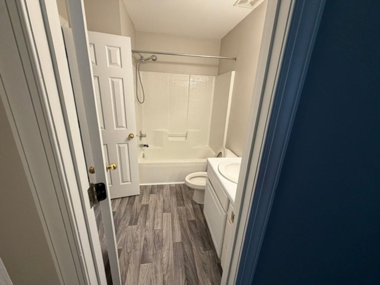 1248 Cross Creek Cir - Photo 7 of 16