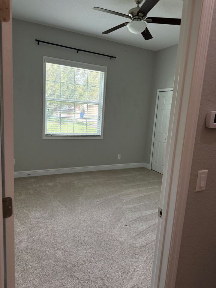 1038 Green Gate Blvd - Photo 7 of 47