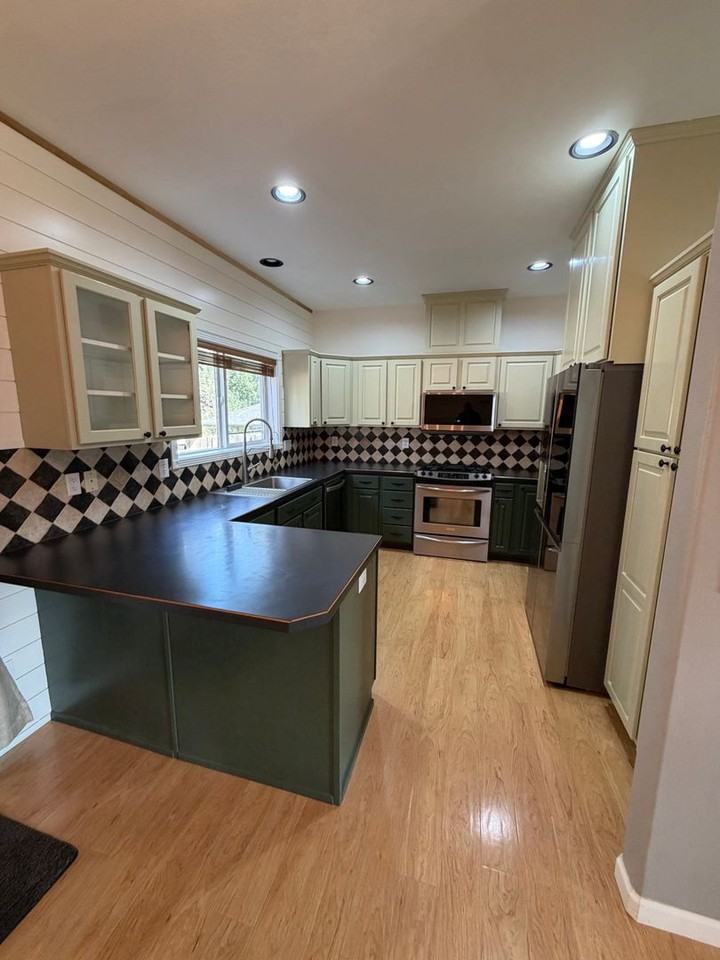 1187 Horizon Ridge Ct Ne - Photo 7 of 38