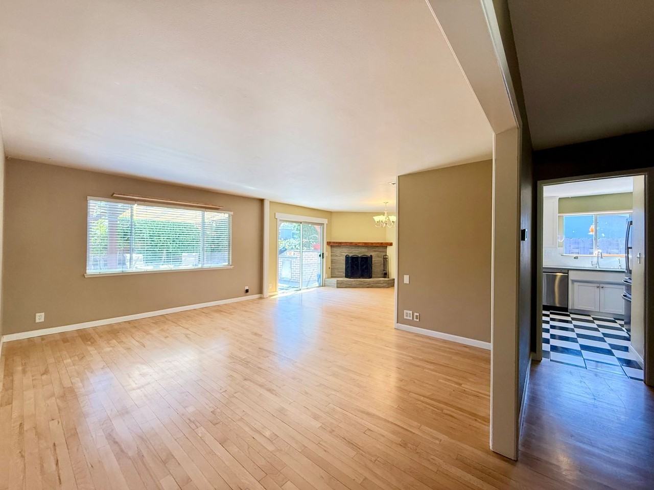 74 San Dimas Ave - Photo 2 of 15