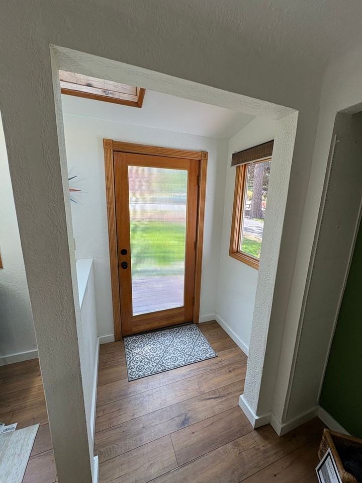 636 Ne Irving Ave - Photo 4 of 28
