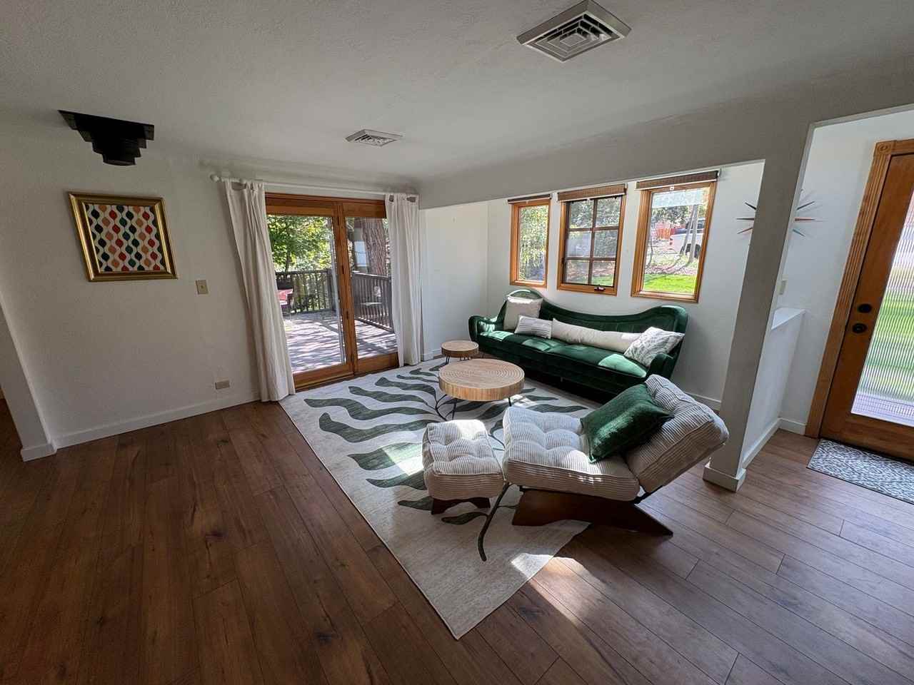 636 Ne Irving Ave - Photo 7 of 28