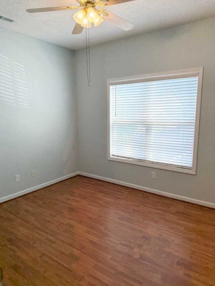 4661 Lightkeepers Way - Photo 6 of 33