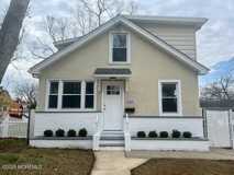 1025 5th Ave - Photo 1 of 1