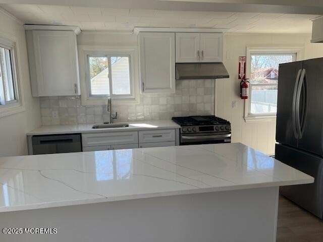1025 5th Ave - Photo 2 of 28